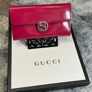 GUCCI GG INTERLOCKING CLUTCH / BEAUTIFUL SHADE OF PINK! EUC